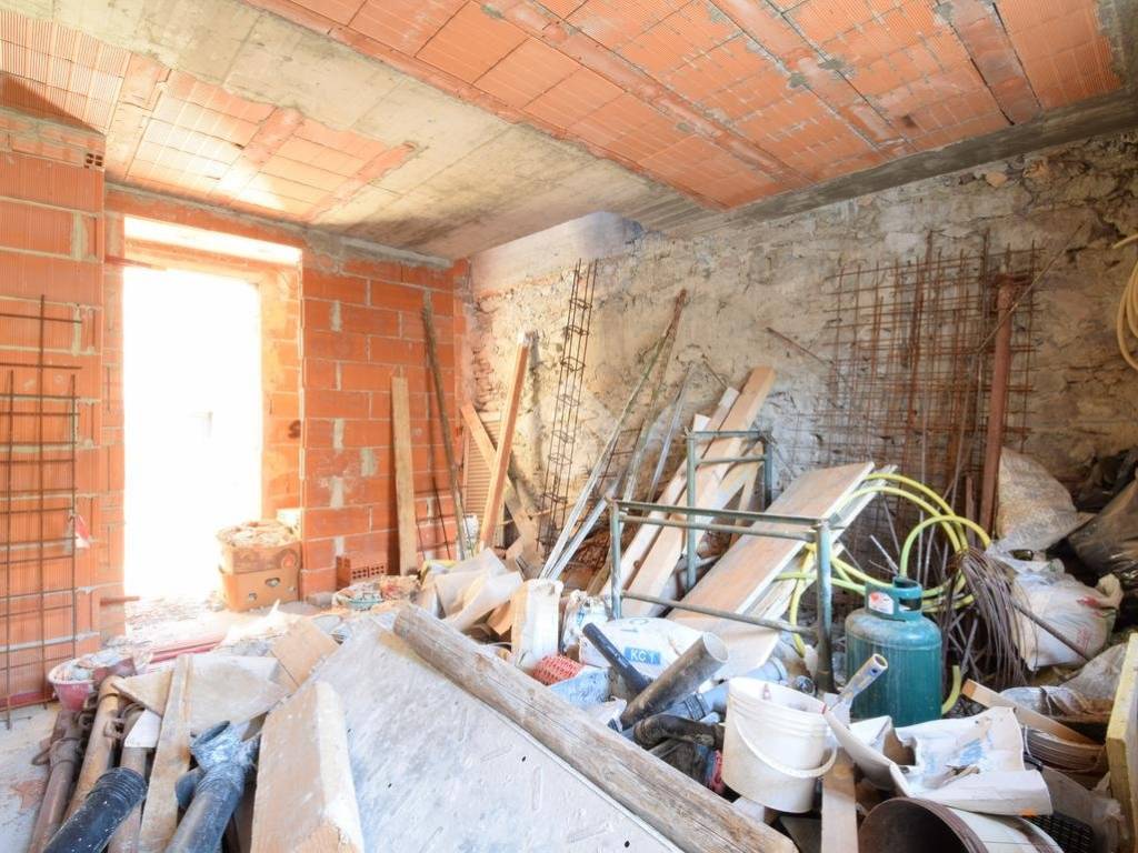 Appartamento a Chatillon in Via Hugonin, 35 - Foto 2