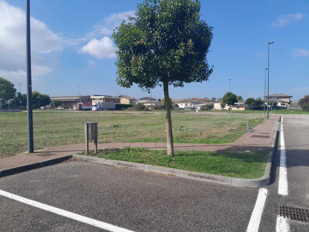 Terreno a Belfiore in Via Monte Grappa, 11 - Foto 4