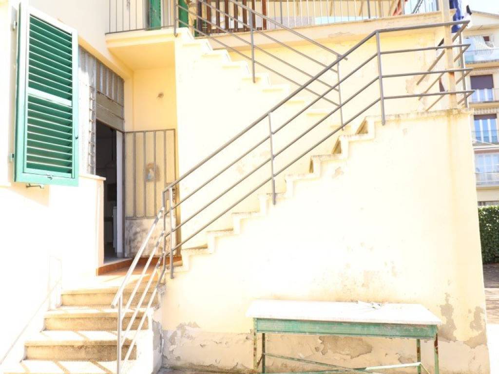 Villa a Montevarchi in Via dell'Unità d'Italia - Foto 5