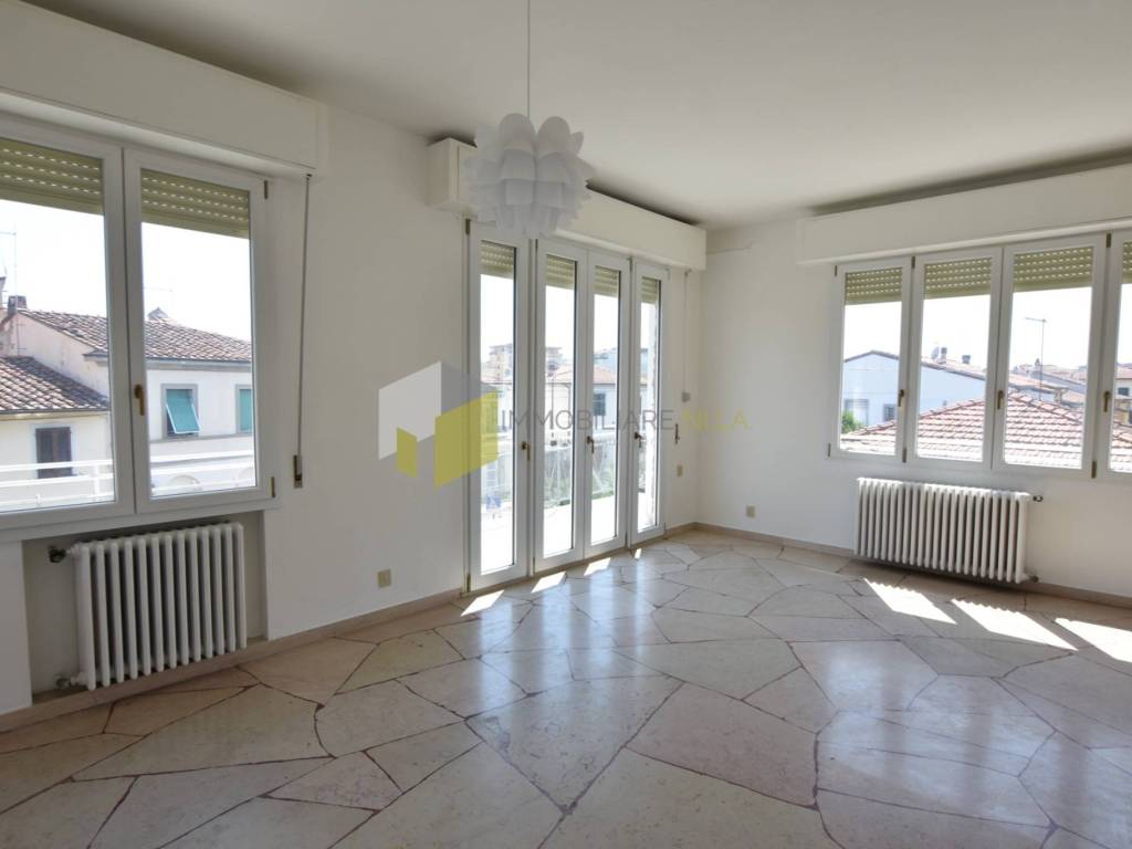 Appartamento a Pisa in Via Giuseppe Garibaldi - Foto 2