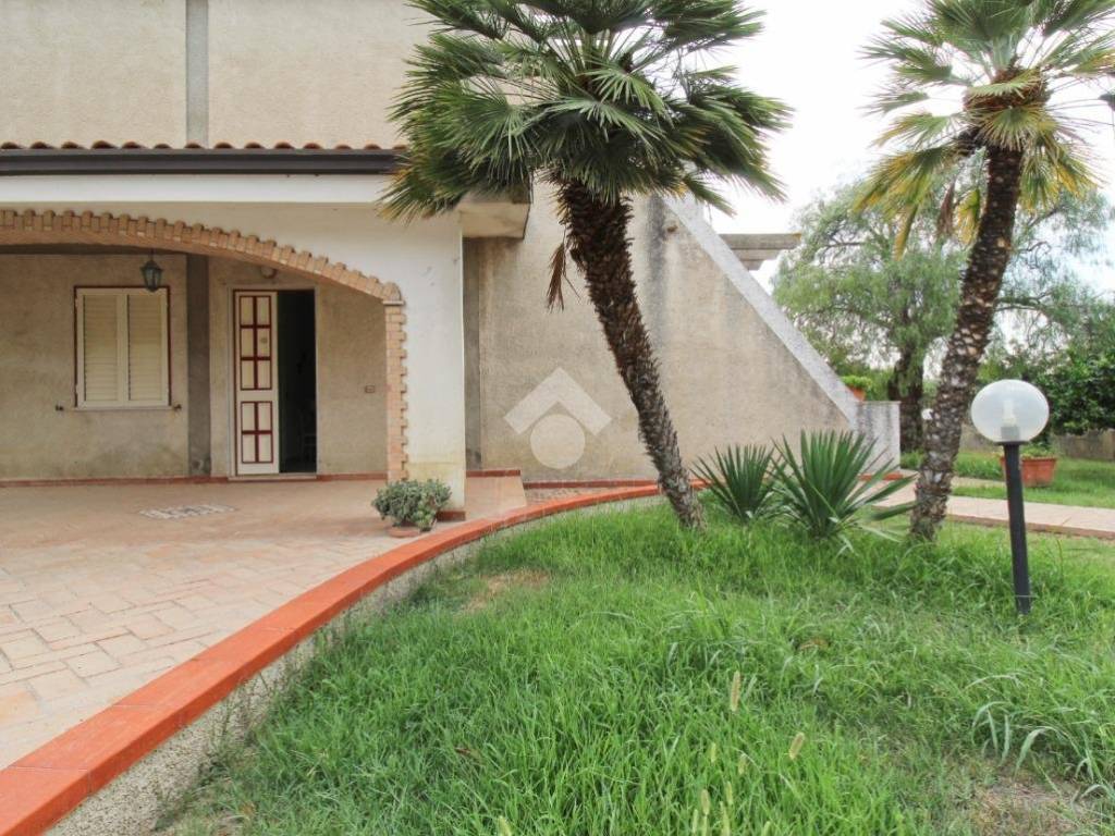 Villa a Sellia marina in Via delle Serre - Foto 5