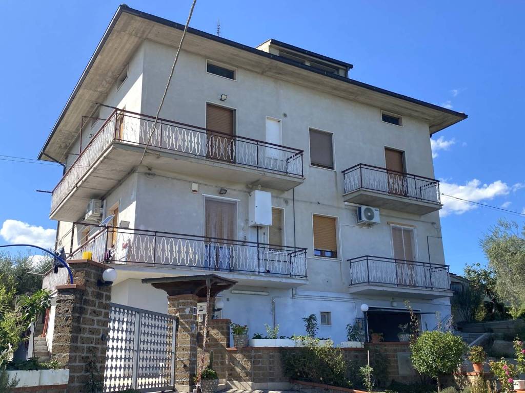Appartamento a Castorano in Contrada San Silvestro, 78 - Foto 2