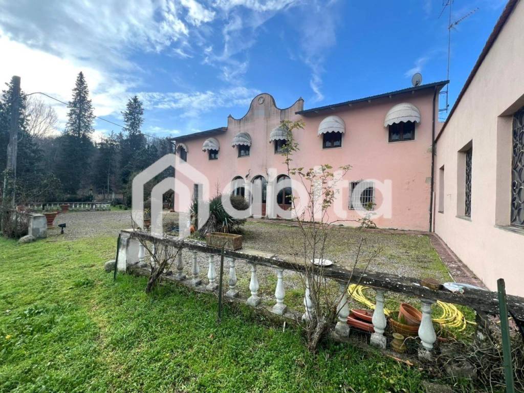 Villa a Montevarchi in Via Aretina - Foto 4