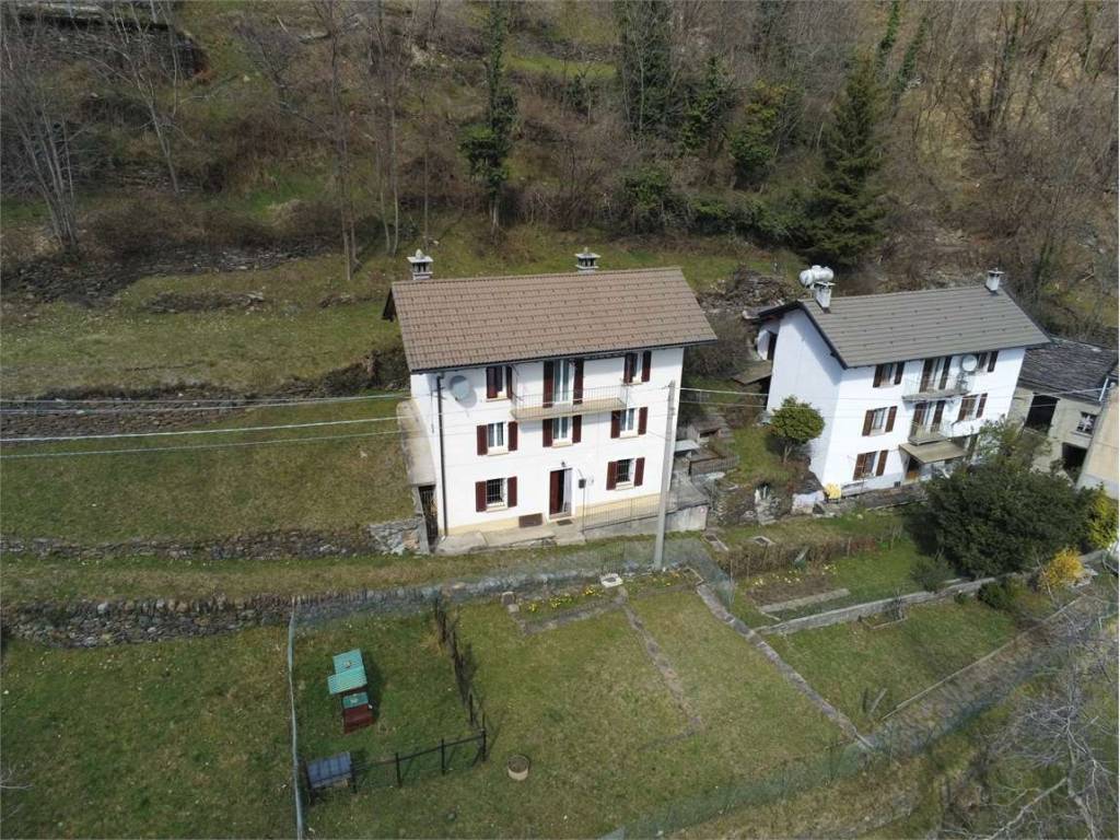 Casa indipendente a Valle cannobina in Via Cannobio, SNC - Foto 4