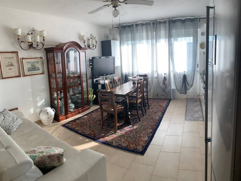 Appartamento a Pontedera in Via del Fosso Vecchio, - Foto 2
