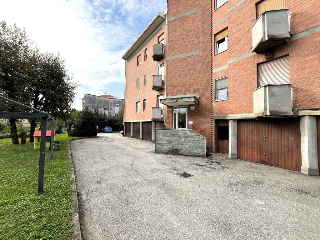 Appartamento a Saluzzo in Corso 4 Novembre, 51 - Foto 2