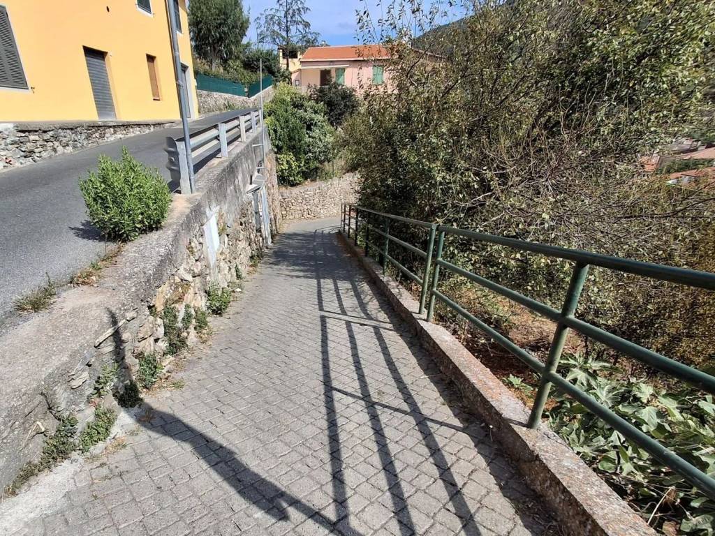 Villa a Dolcedo in Piazza Berti - Foto 3