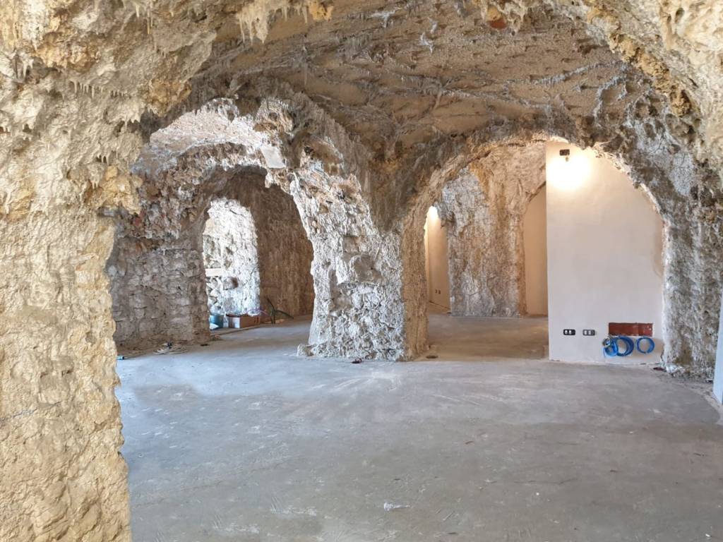 Loft / open space a Arona in Via Angelo Cantoni, 2 - Foto 4