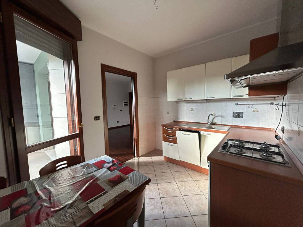 Appartamento a Modena in Via Schiocchi - Foto 5