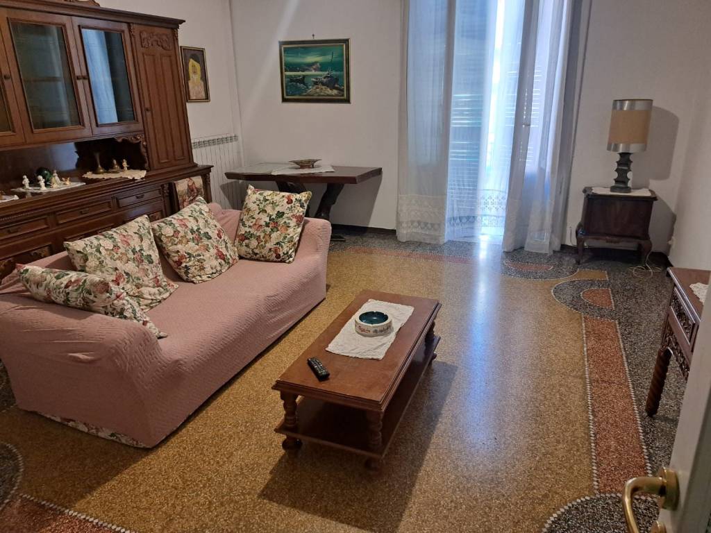 Appartamento a Taranto in Via Capitano Egidio Giusti, 22 - Foto 4