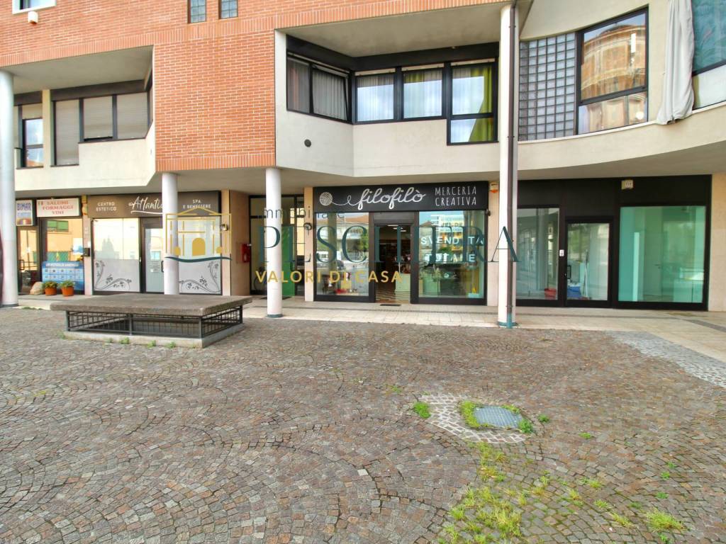Immobile a Villafranca di verona in Piazza IV Novembre, 10 - Foto 2