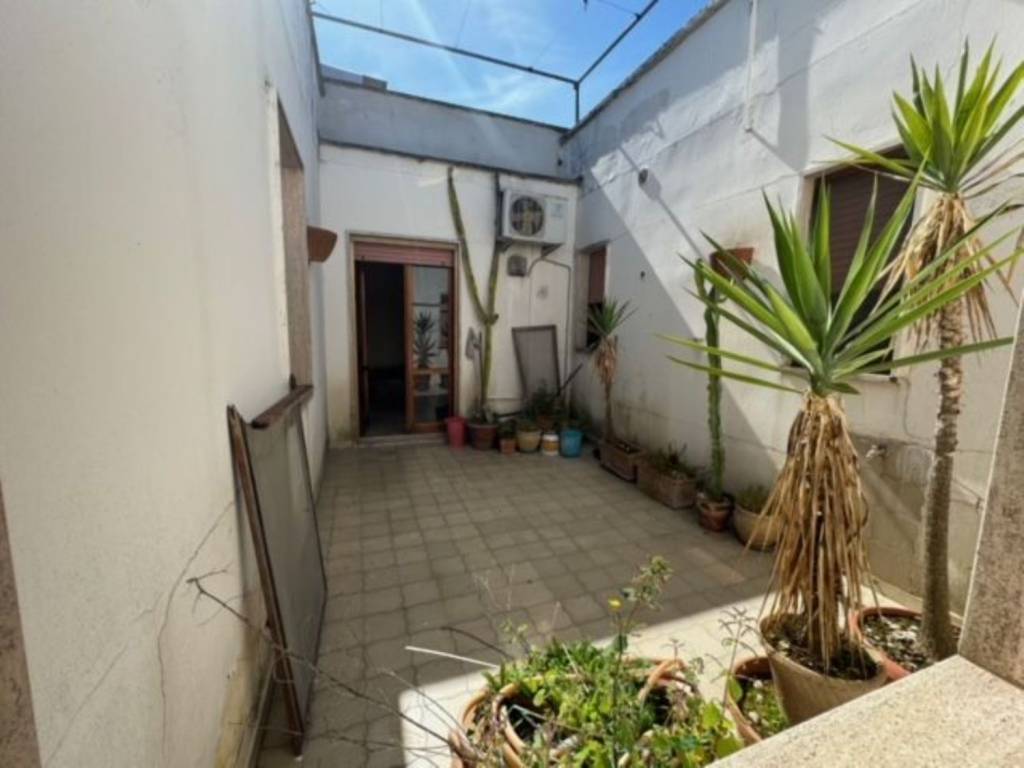 Appartamento a San donaci in Via Giulio Cesare, 31 - Foto 4