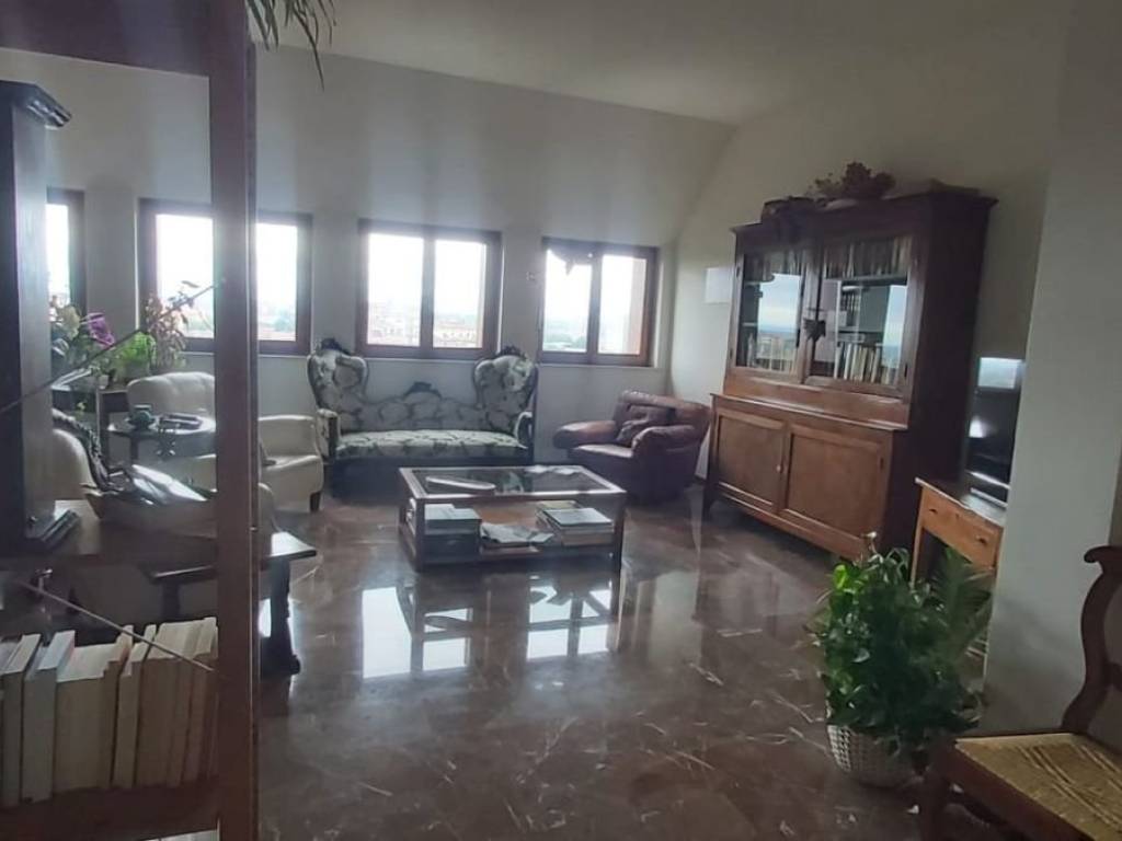 Appartamento a Piacenza in Quartiere Barriera Genova - Iv Novembre - Foto 2