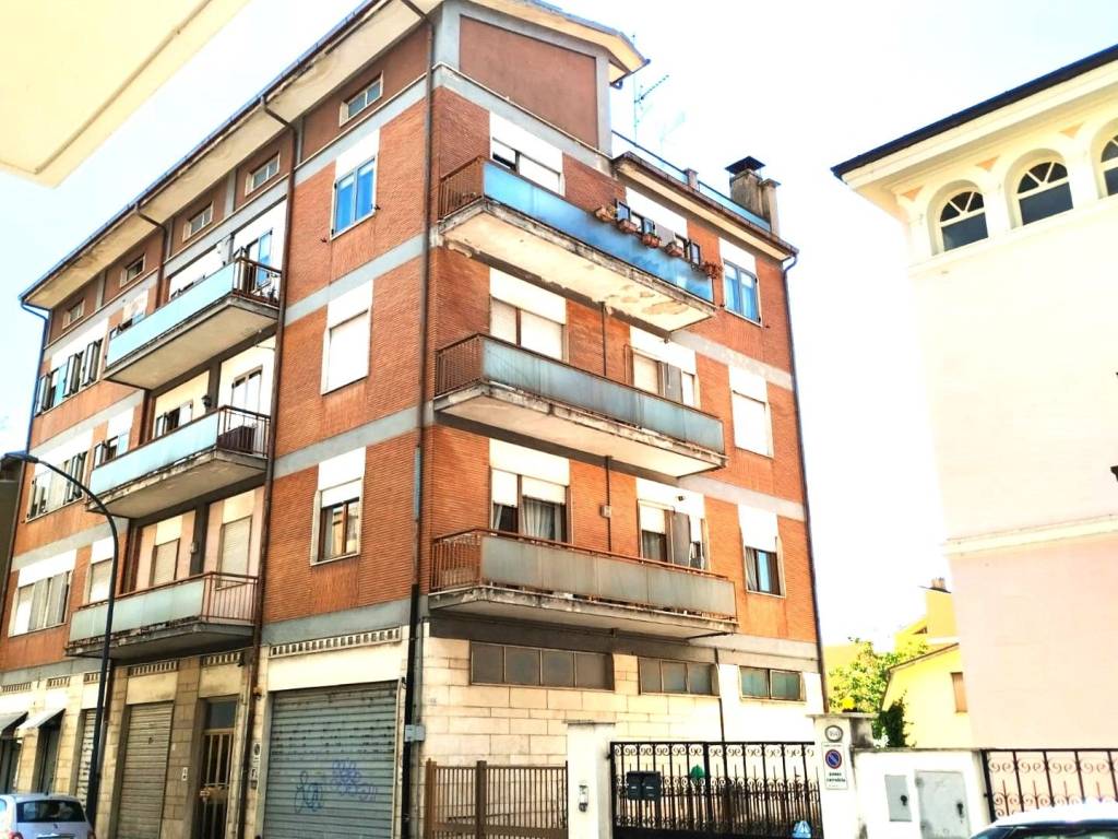 Appartamento a Avezzano in Via Monsignor Pio Marcello Bagnoli, 170 - Foto 2