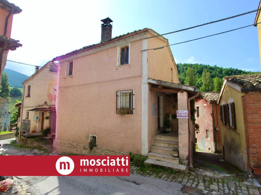 Casa indipendente a Matelica in Braccano - Foto 2