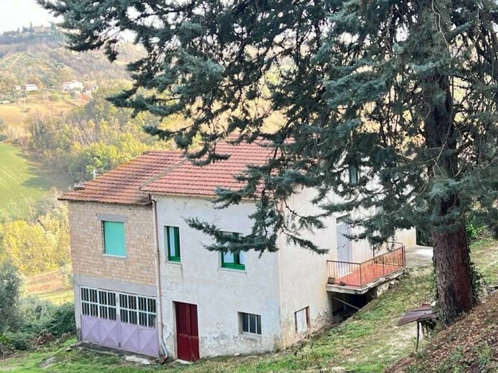 Casa indipendente a Falerone in Strada bore - Foto 2