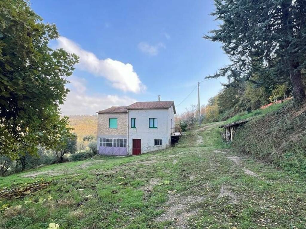 Casa indipendente a Falerone in Strada bore - Foto 5