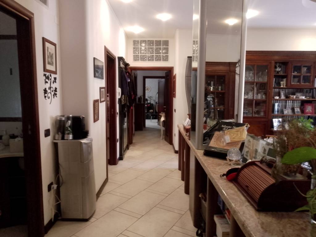 Appartamento a Cagliari in Via Sidney Costantino Sonnino - Foto 3