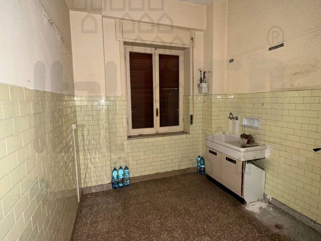 Appartamento a Messina in VIALE REGINA MARGHERITA , - Foto 2