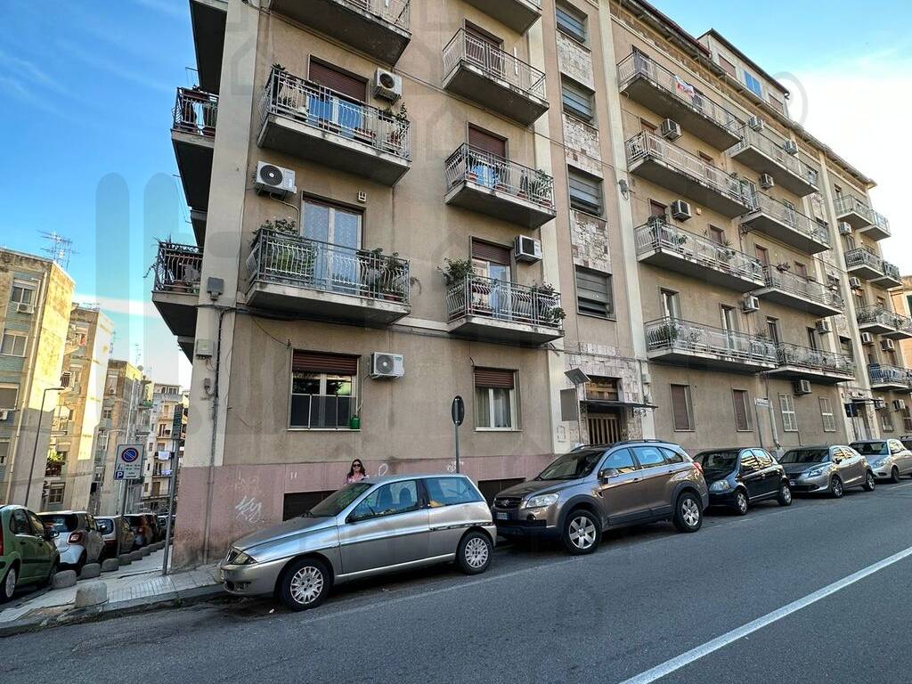Appartamento a Messina in VIALE REGINA MARGHERITA , - Foto 3