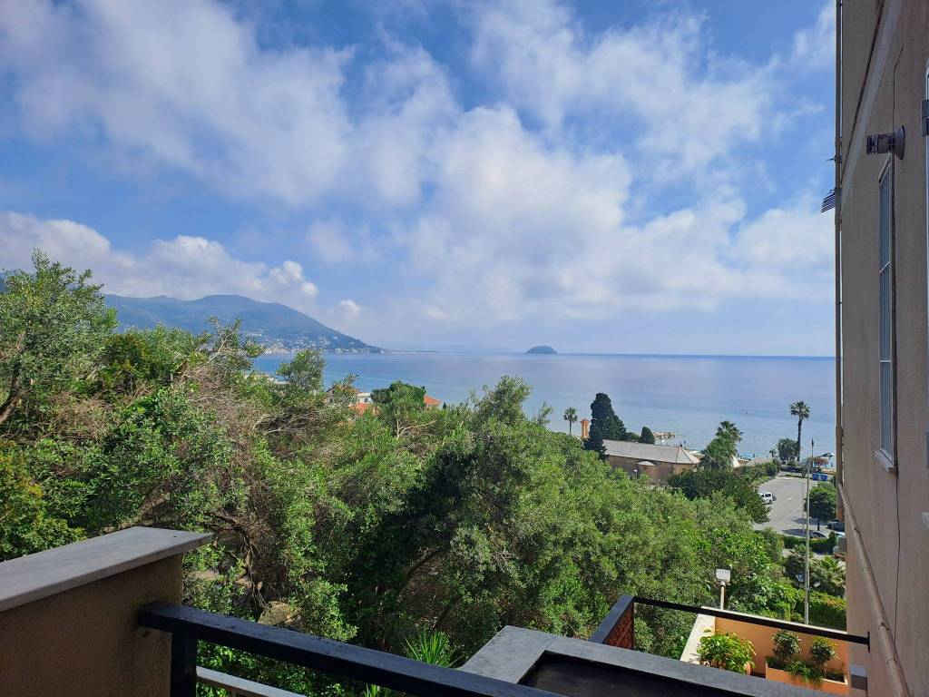 Appartamento a Laigueglia in Via dei Glicini, 20 - Foto 2