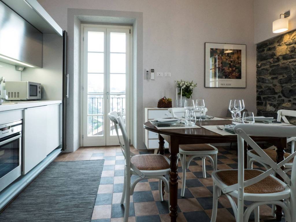 Casa indipendente a Cernobbio in Via Vittorio Emanuele II, 43 - Foto 2
