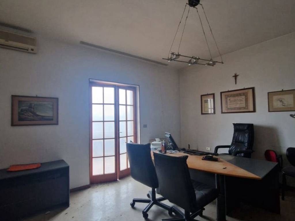 Appartamento a Brindisi in Via Dalmazia, 43 - Foto 4