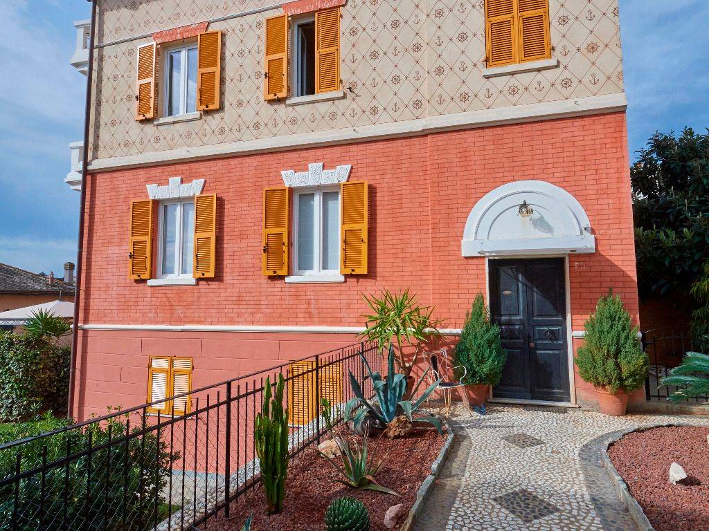 Appartamento a Celle ligure in Via Lagorio - Foto 2