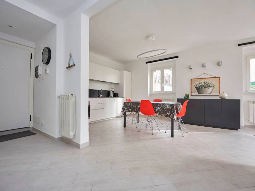 Appartamento a Celle ligure in Via Lagorio - Foto 3