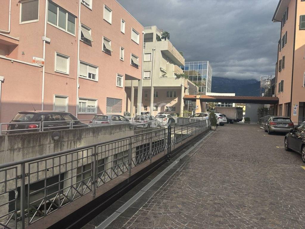 Box / garage a Rovereto in Piazza Achille Leoni, 11 - Foto 3