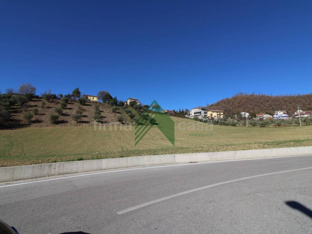 Terreno a Teramo in Strada Provinciale per Torricella-Sicura - Foto 5