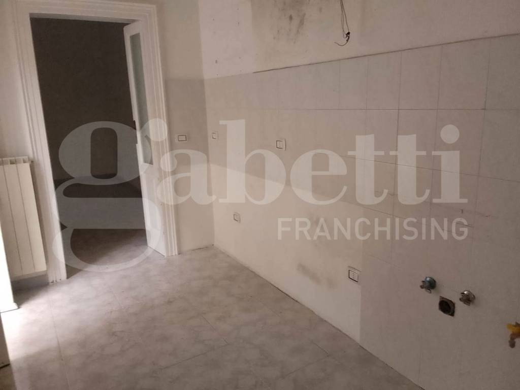 Appartamento a Taranto in VIA MESSAPIA , 3 - Foto 4