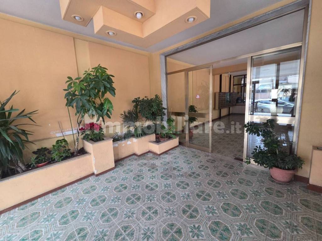 Appartamento a Palermo in Via Rinaldo Montuoro, 5 - Foto 2