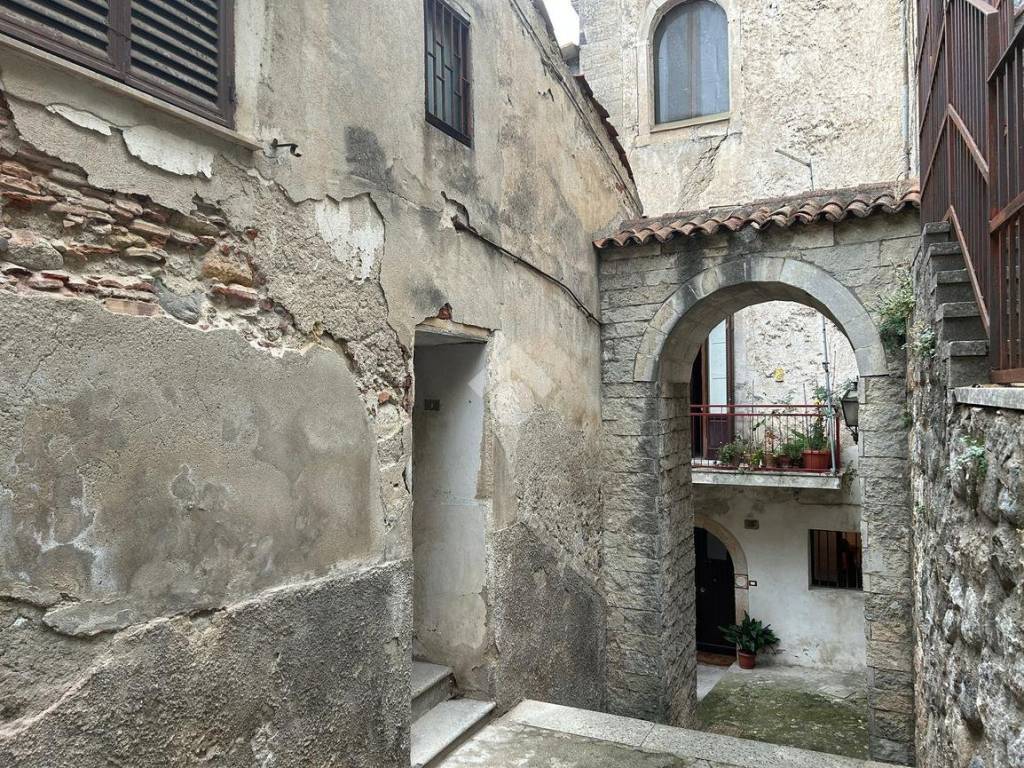 Appartamento a Cosenza in Salita Motta, 18 - Foto 2