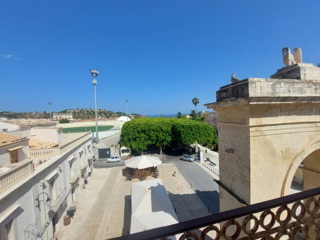 Appartamento a Noto in Corso Vittorio Emanuele - Foto 5