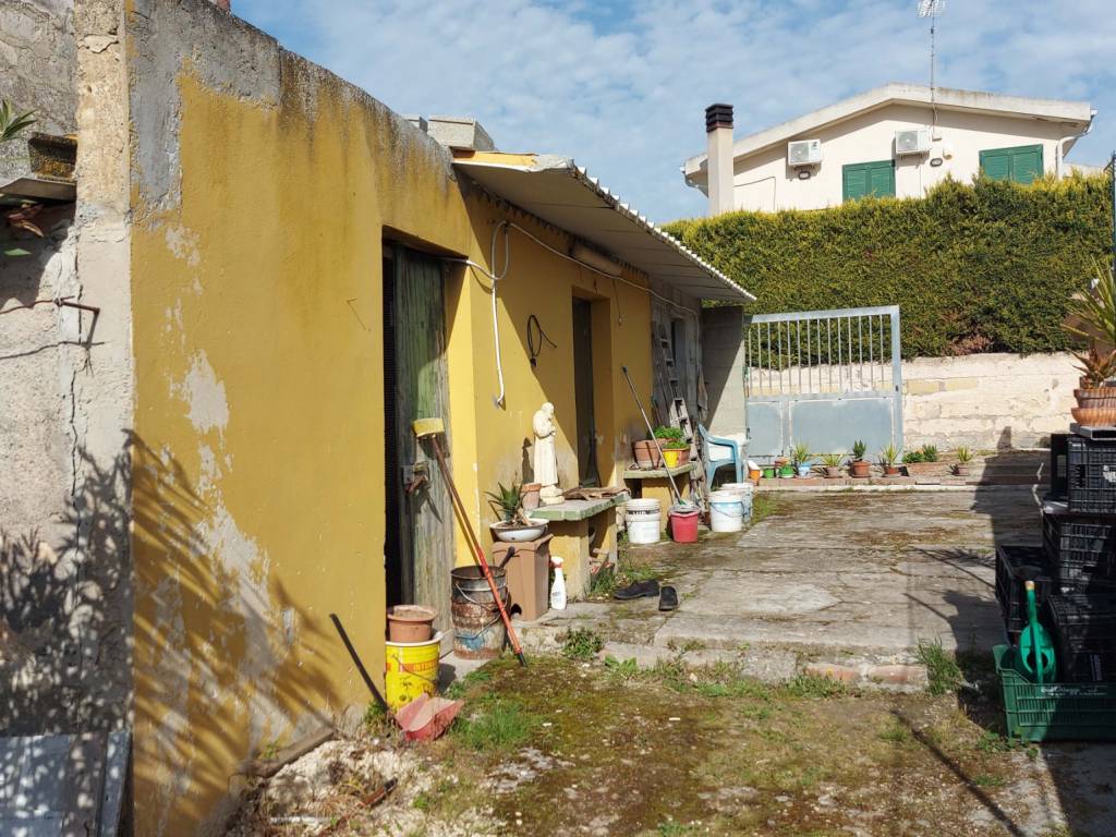 Terreno a Comiso in Via Sandro Pertini - Foto 5