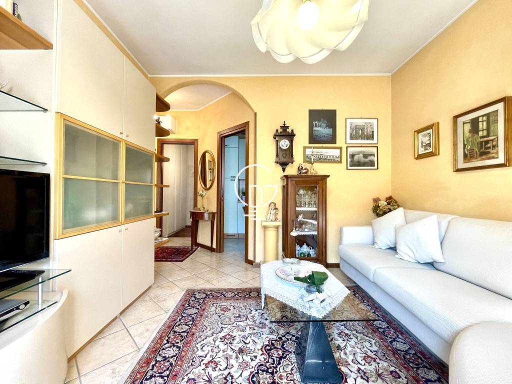 Appartamento a Desenzano del garda in Via Tito Speri - Foto 4