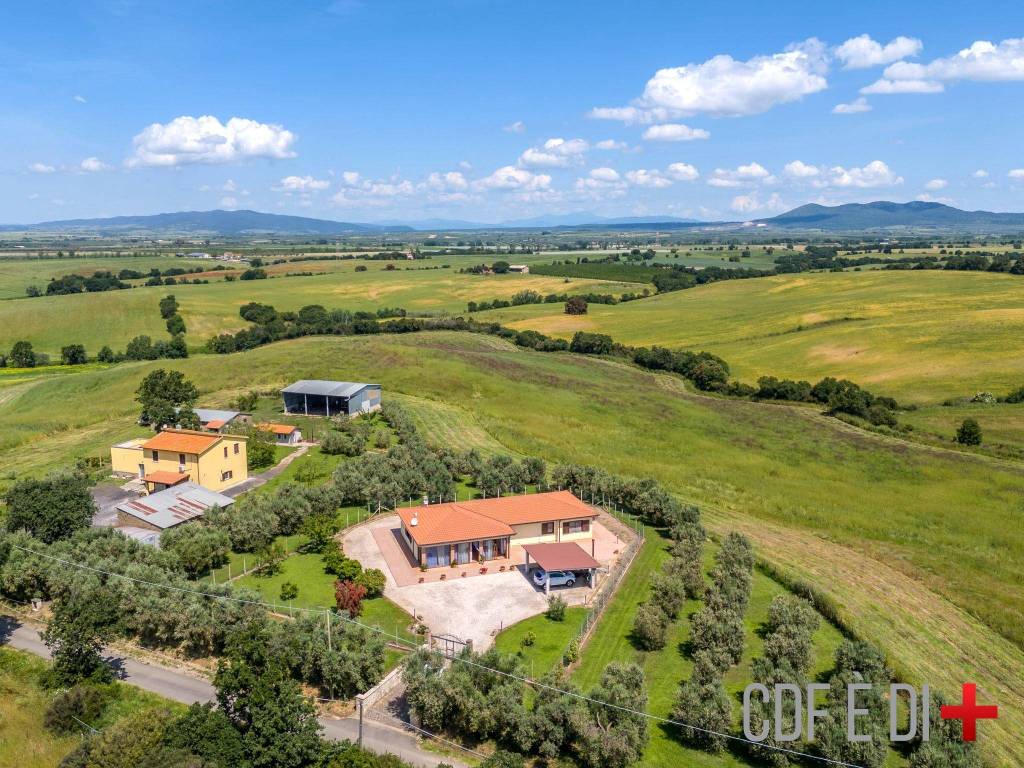 Villa a Montalto di castro in Via del Poggio - Foto 4