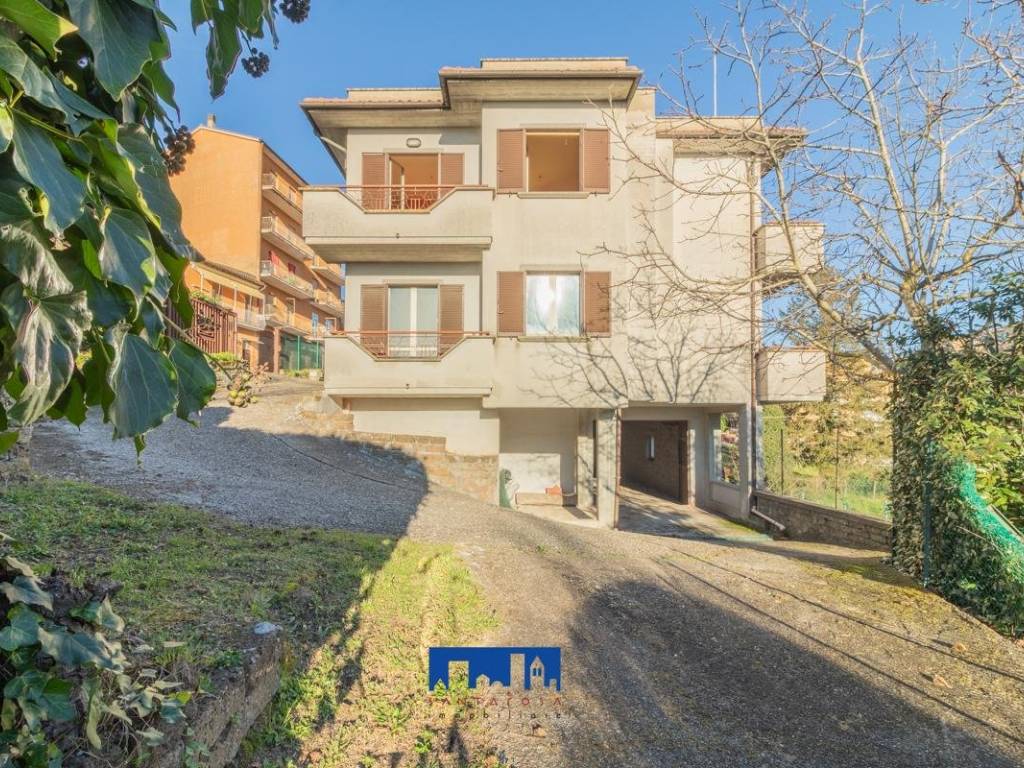 Villa a Montefiascone in Via del Lago, 53 - Foto 2
