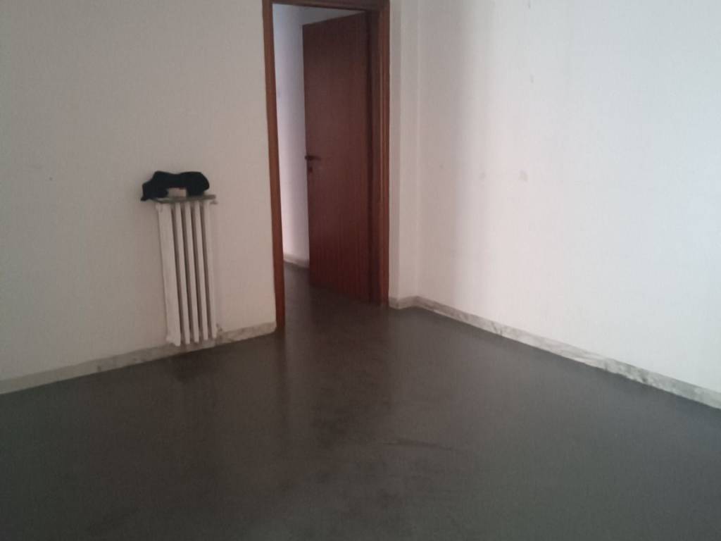 Appartamento a Taranto in Via Principe Amedeo, 378 - Foto 4