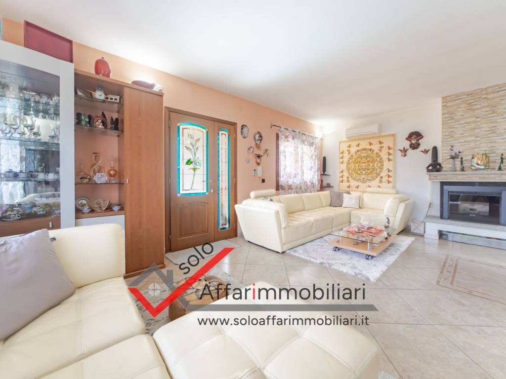 Villa a Olbia in Via Niccolò Copernico, 2 - Foto 3