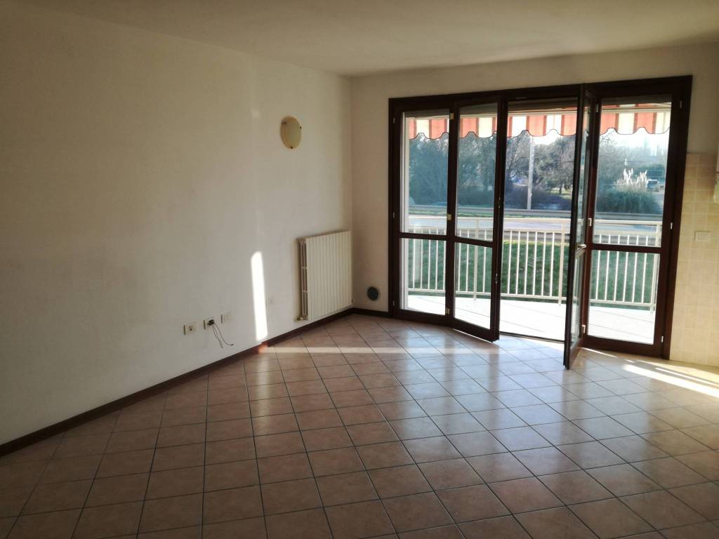 Appartamento a Cento in Via Ludovico Ariosto - Foto 3