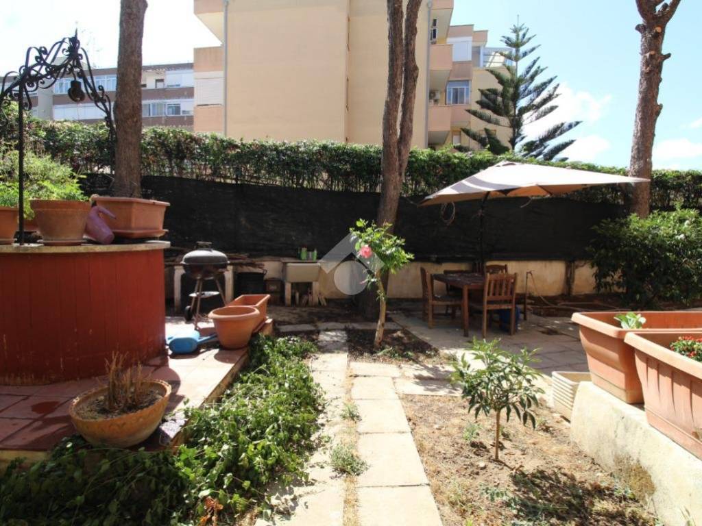 Appartamento a Brindisi in Via Bezzecca, 19 - Foto 2