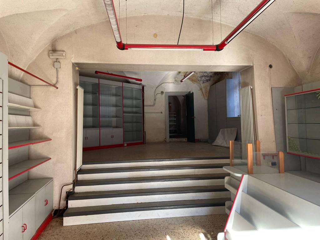 Immobile a Pomarolo in Piazza Cesare Battisti 6 - Foto 2
