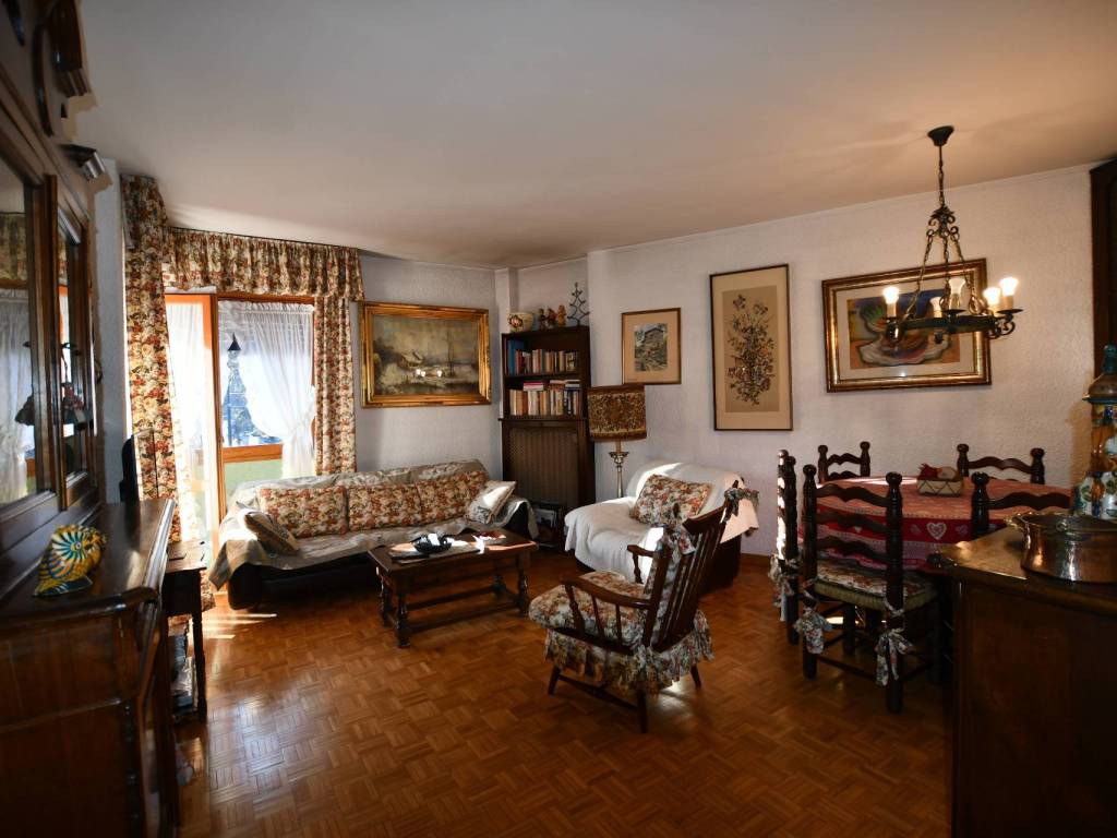 Appartamento a Bardonecchia in Viale Capuccio - Foto 3