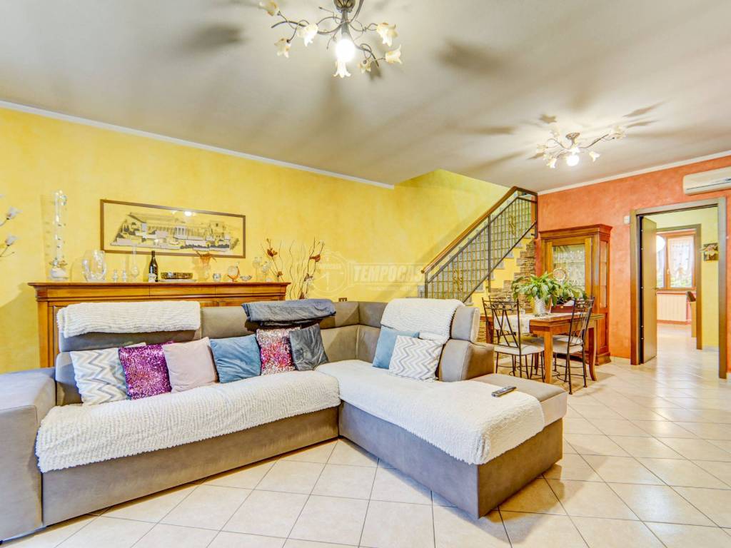 Villa a Castelletto sopra ticino in Via Riale - Foto 5