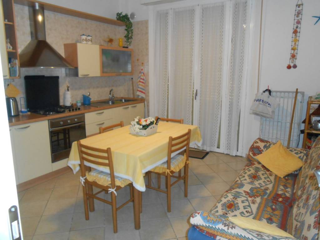 Appartamento a Mondolfo in Viale Giosuè Carducci - Foto 5