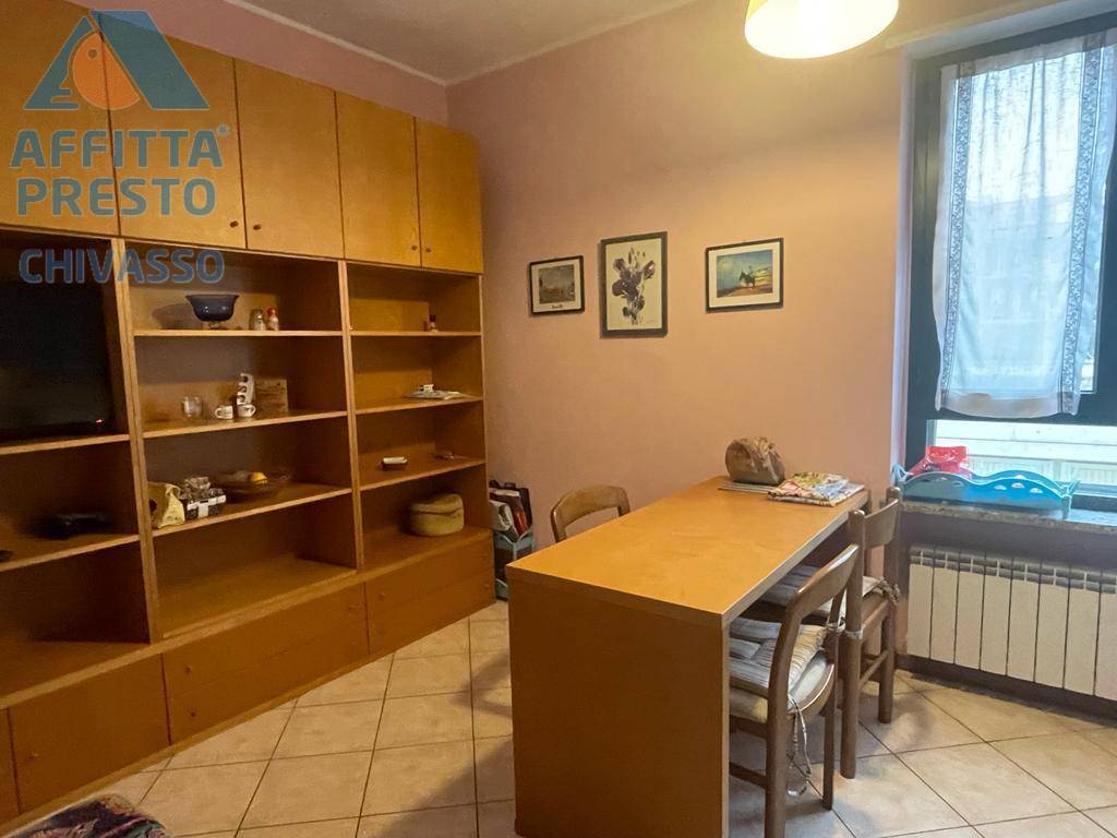 Appartamento a Chivasso in VIA ROMA, 15 - Foto 2