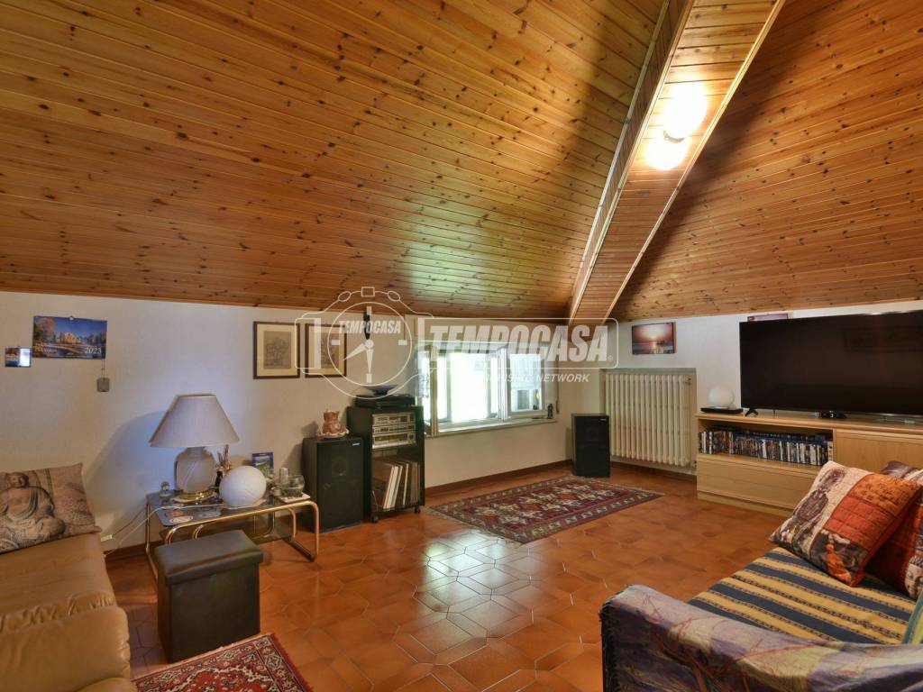 Villa a Osimo in Via Chiaravallese - Foto 4