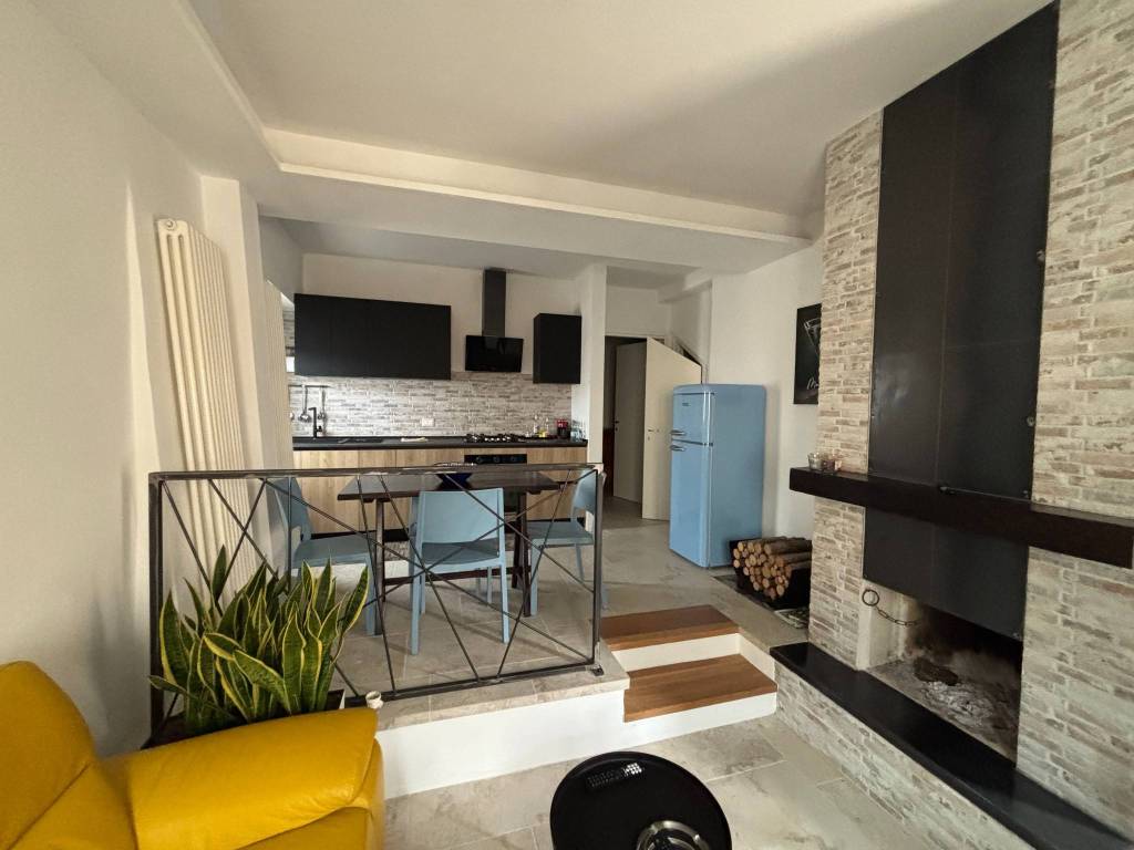 Casa indipendente a Castelraimondo - Foto 4